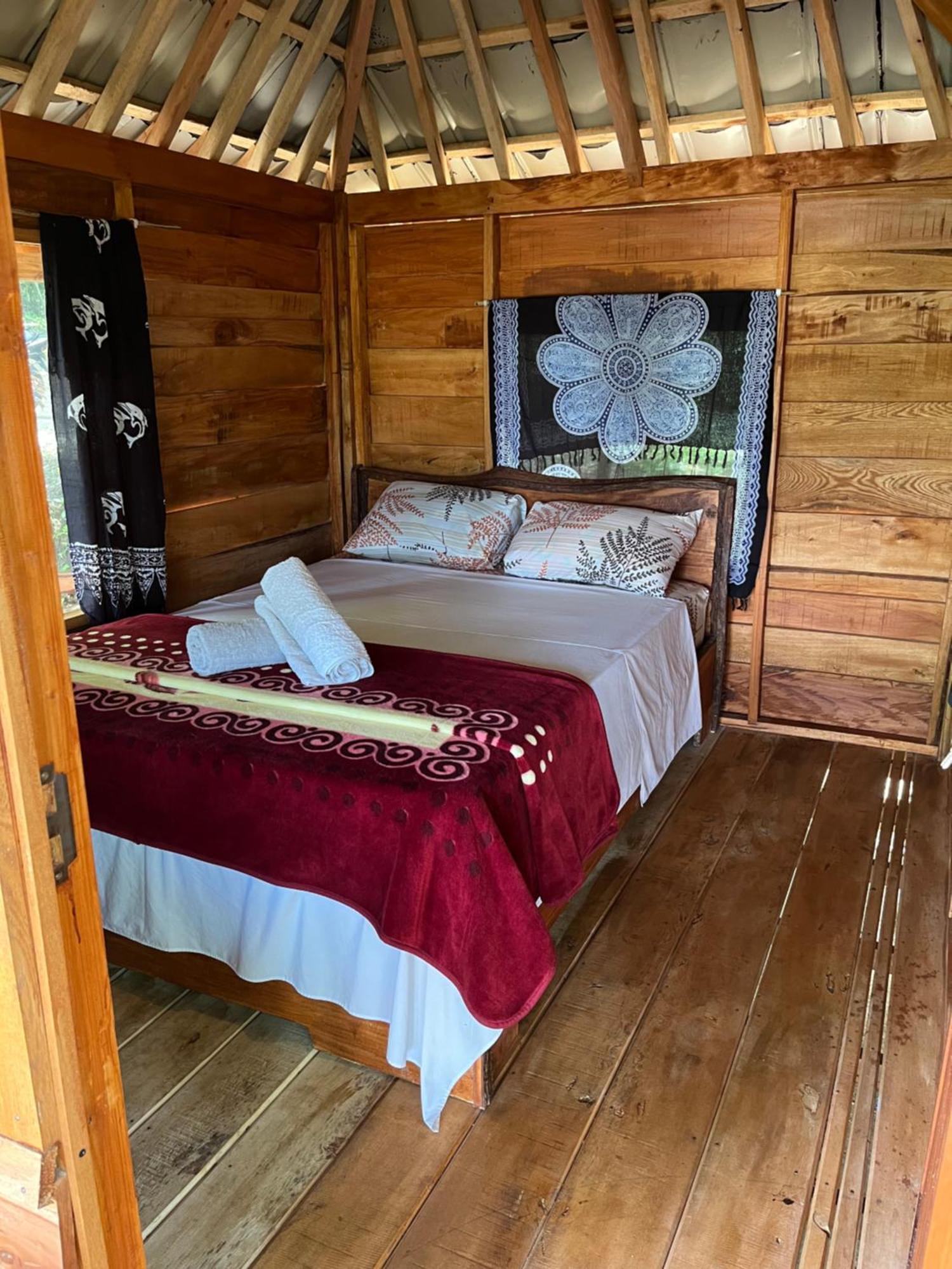 Tetebatu Jungle Vibes Hotel Luaran gambar